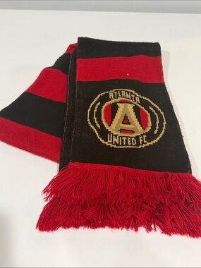 Red and Black Fan Scarf